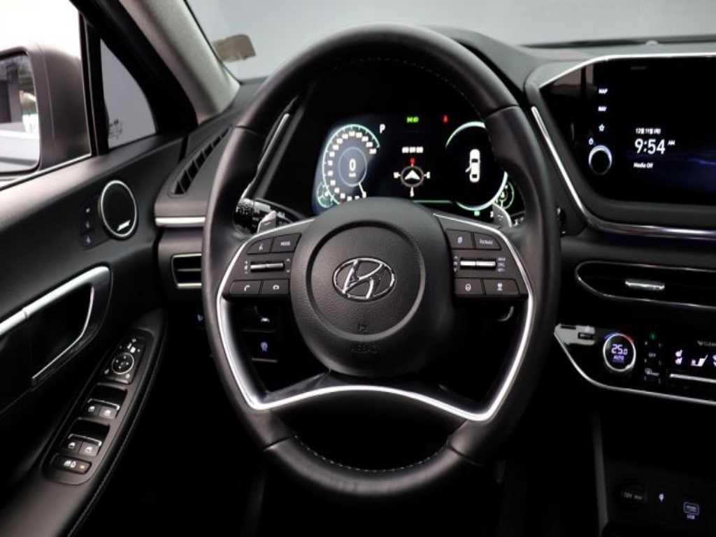 HYUNDAI Sonata - Vista 7