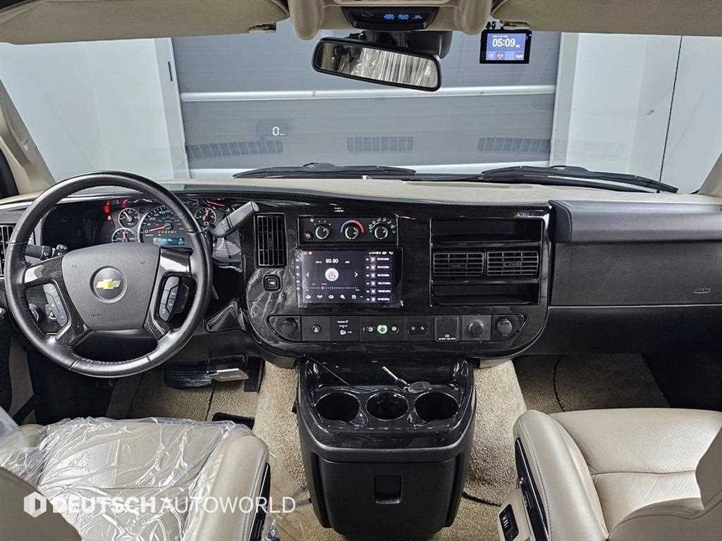 Chevrolet Express van - Vista 7