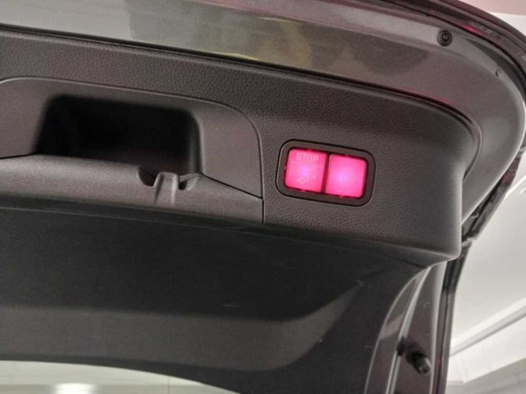 Mercedes Benz GLC Class 2020 Gris - Importación desde Corea - HF Imports Iquique - Foto 17