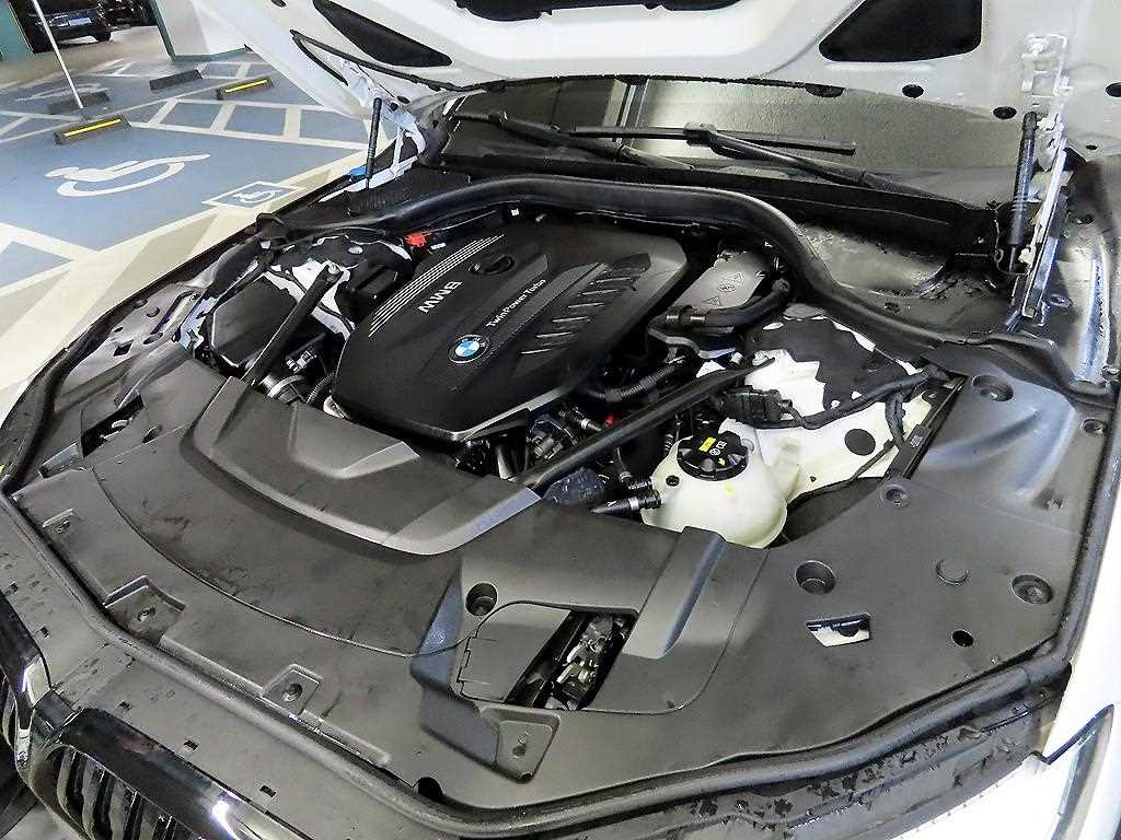 BMW 7 Series 2020 Blanco - Importación desde Corea - HF Imports Iquique - Foto 19