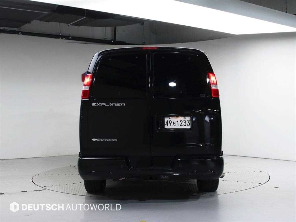 Chevrolet Express van - Vista 4