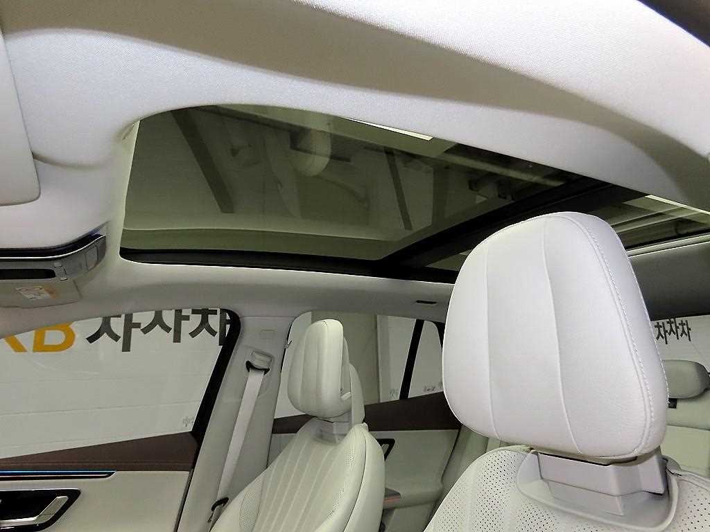 Mercedes Benz EQE 2023 Plateado - Importación desde Corea - HF Imports Iquique - Foto 17