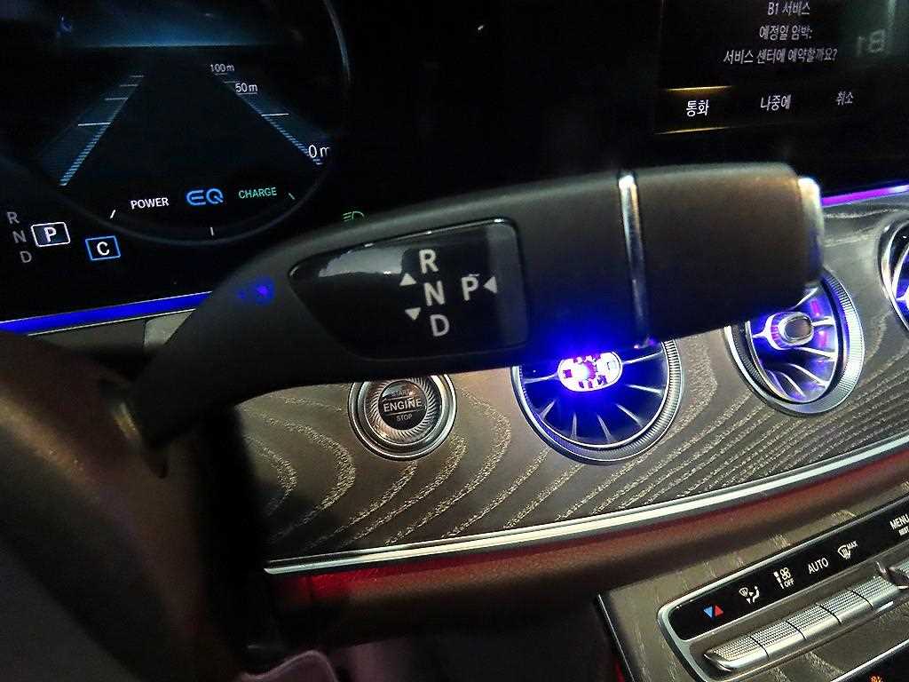 Mercedes Benz CLS Class - Vista 11