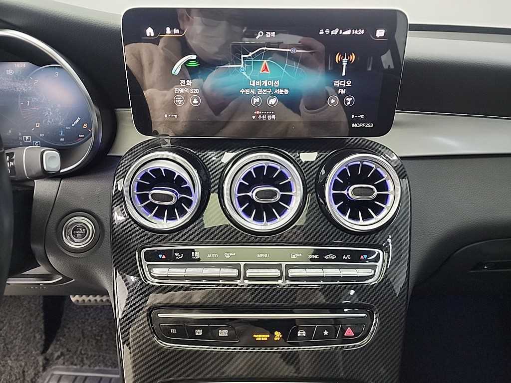 Mercedes Benz GLC Class - Vista 10