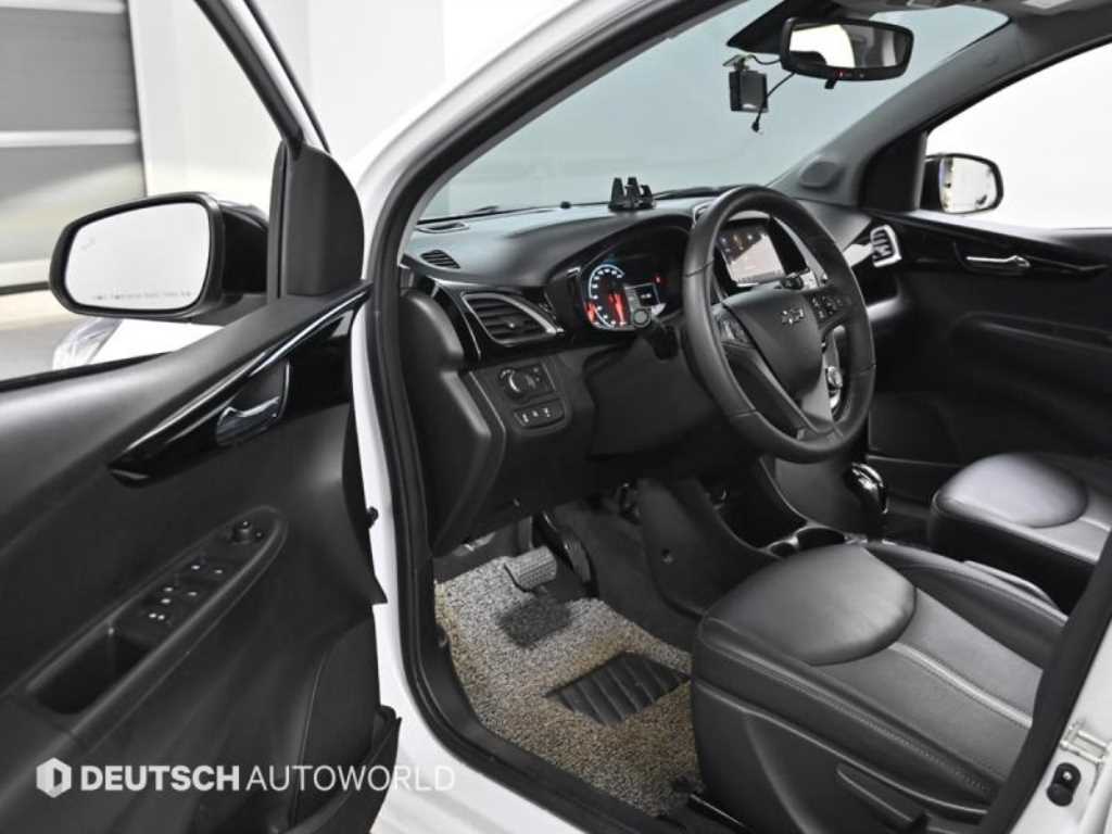 Chevrolet Spark - Vista 11