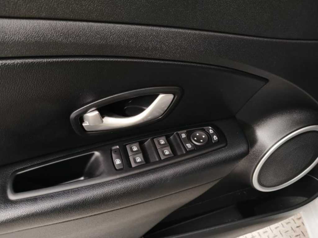 SAMSUNG SM3 - Vista 9