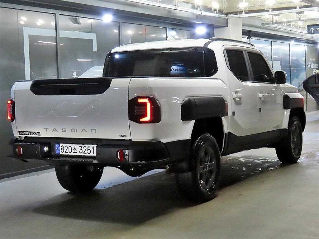 KIA Tasman - Vista 4