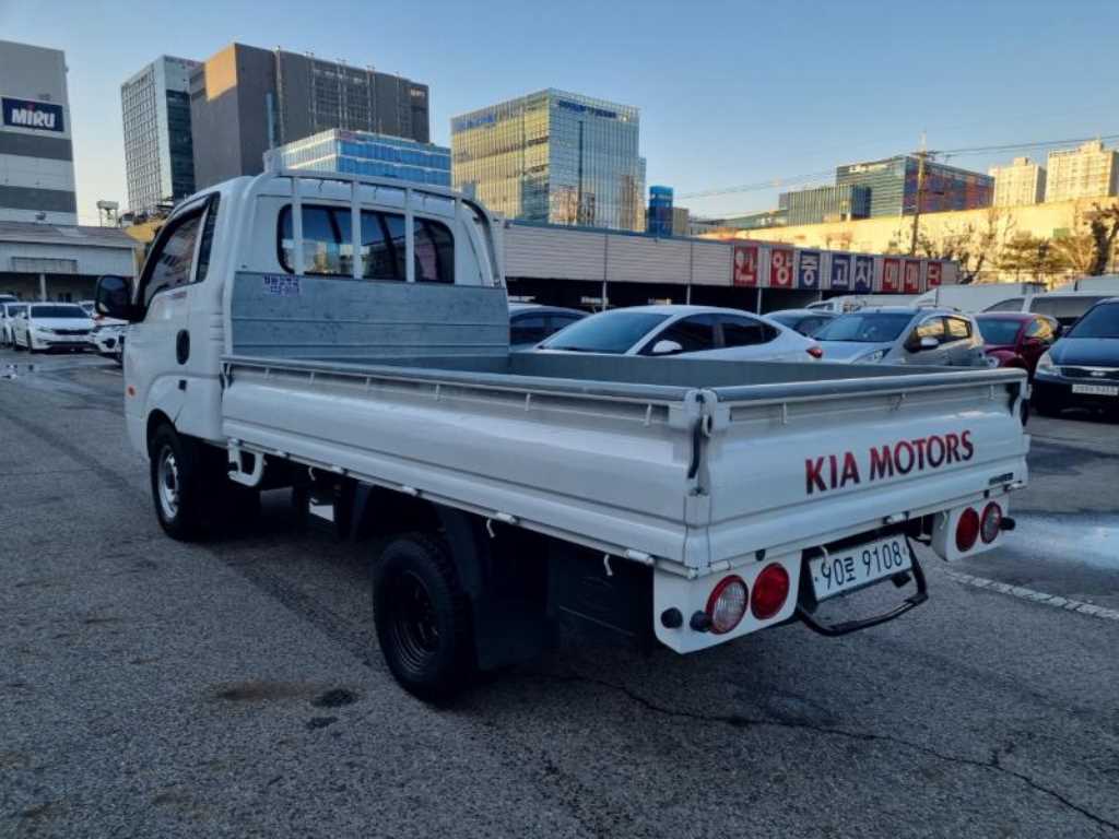 Small Truck Cargo (small) - Vista 6