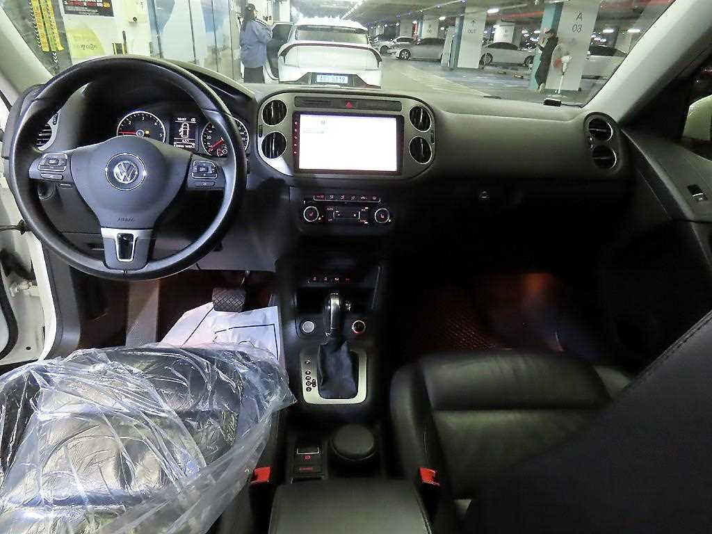 Volkswagen Tiguan - Vista 10