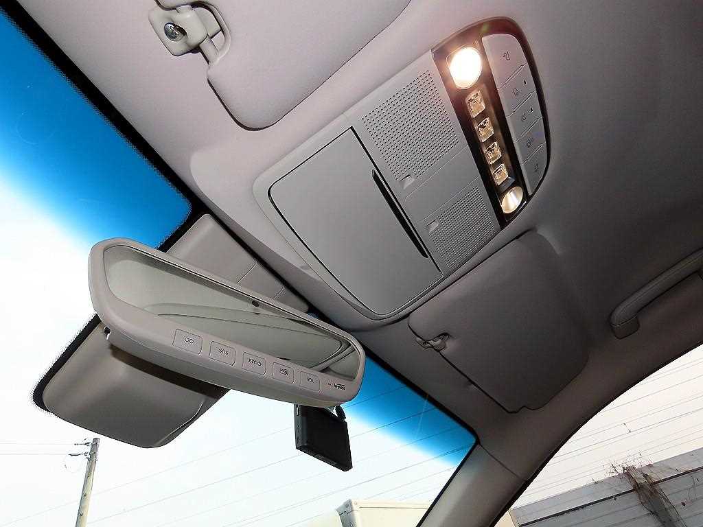 Genesis G90 2019 Negro - Importación desde Corea - HF Imports Iquique - Foto 15