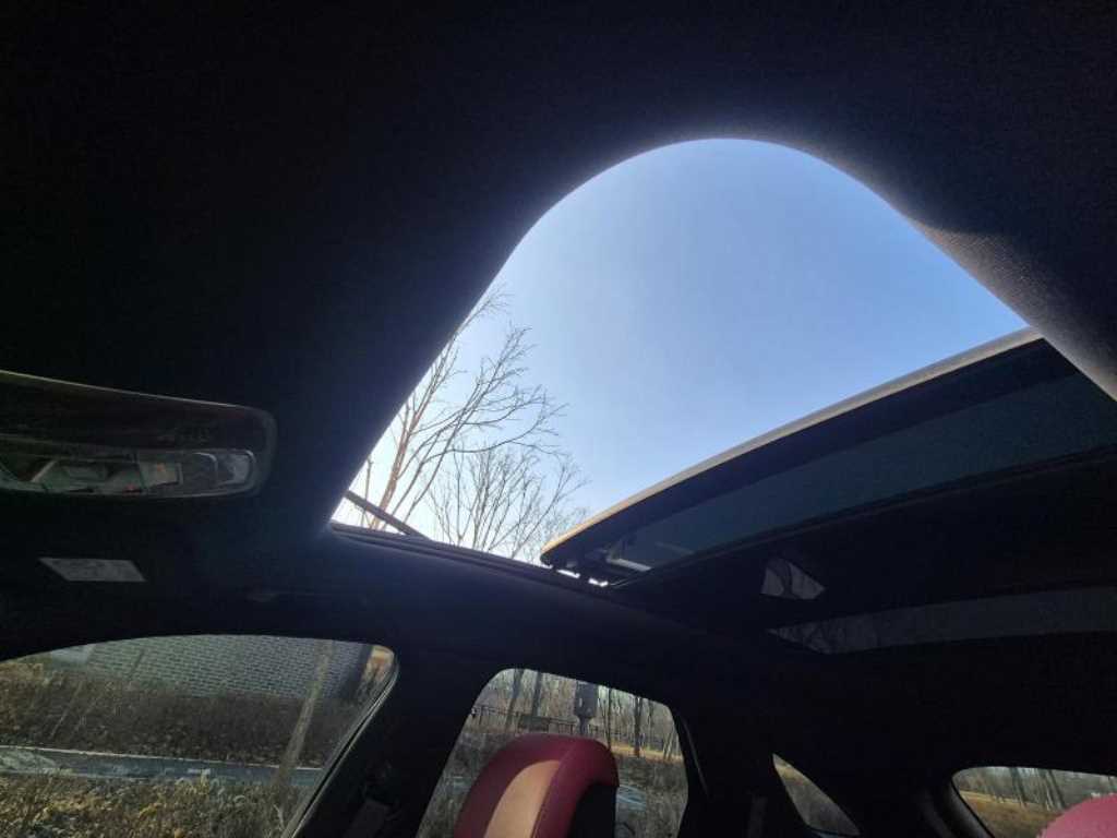 Genesis GV70 2022 Blanco - Importación desde Corea - HF Imports Iquique - Foto 14