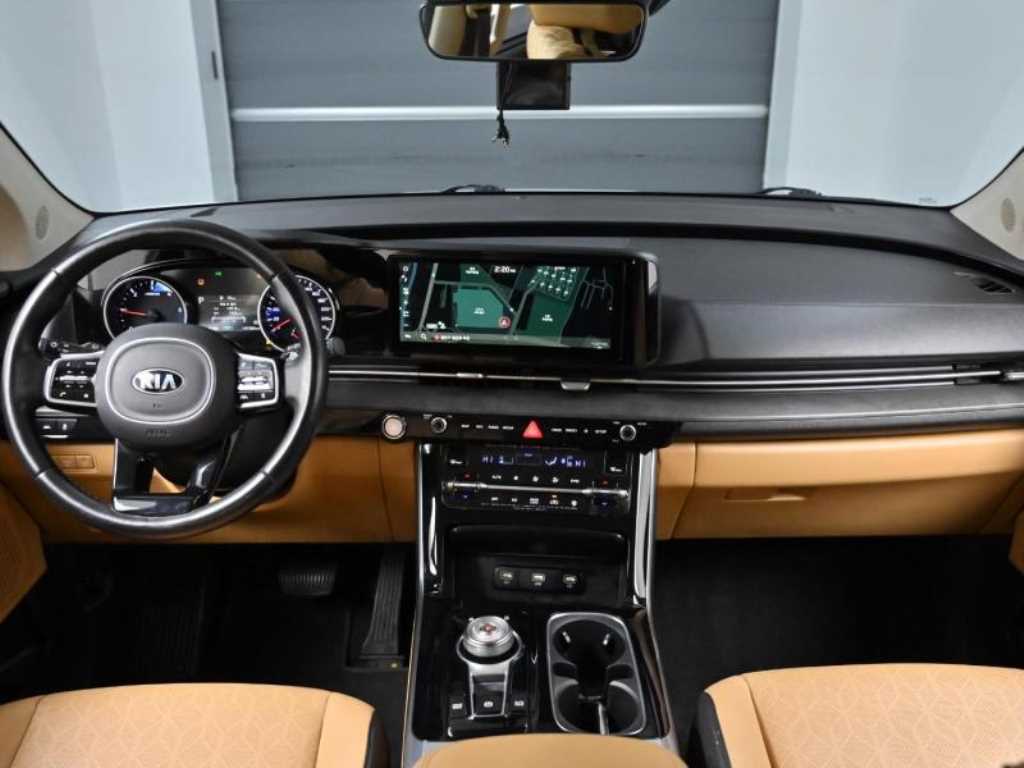 KIA Carnival - Vista 7