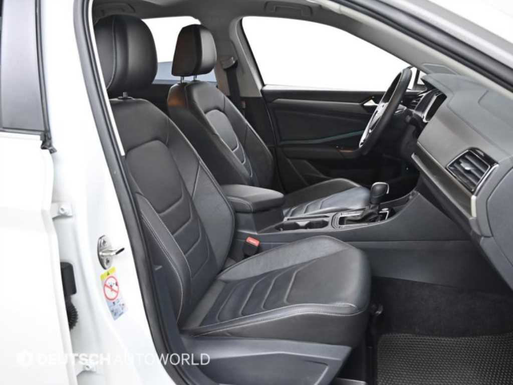 Volkswagen Jetta - Vista 10