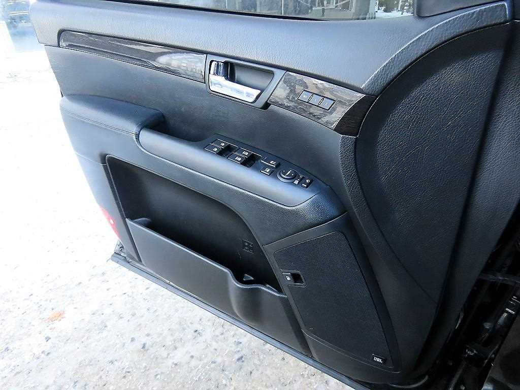 KIA Mohave - Vista 11