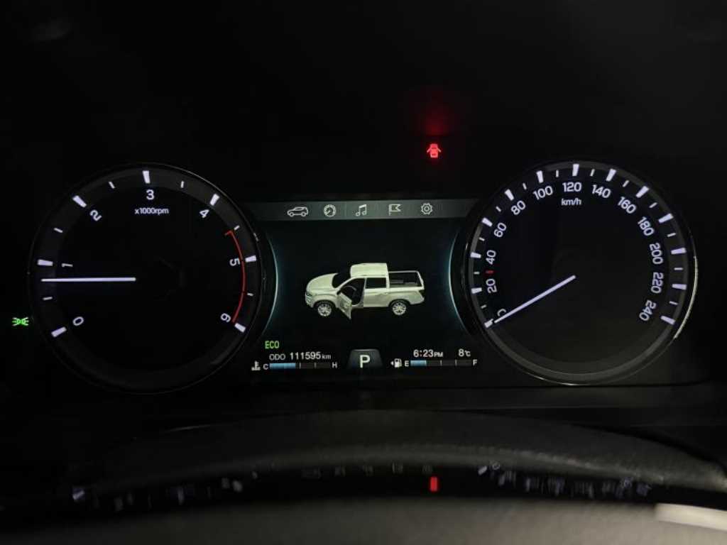 Ssangyong Rexton - Vista 11