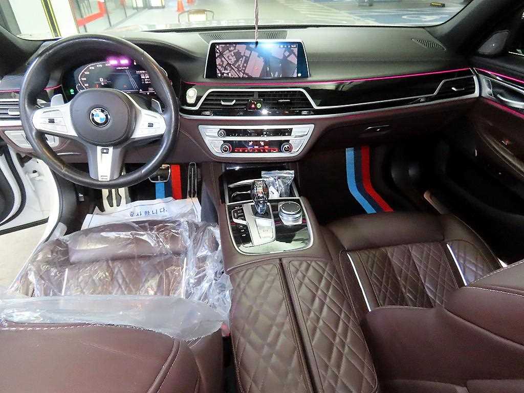 BMW 7 Series - Vista 10