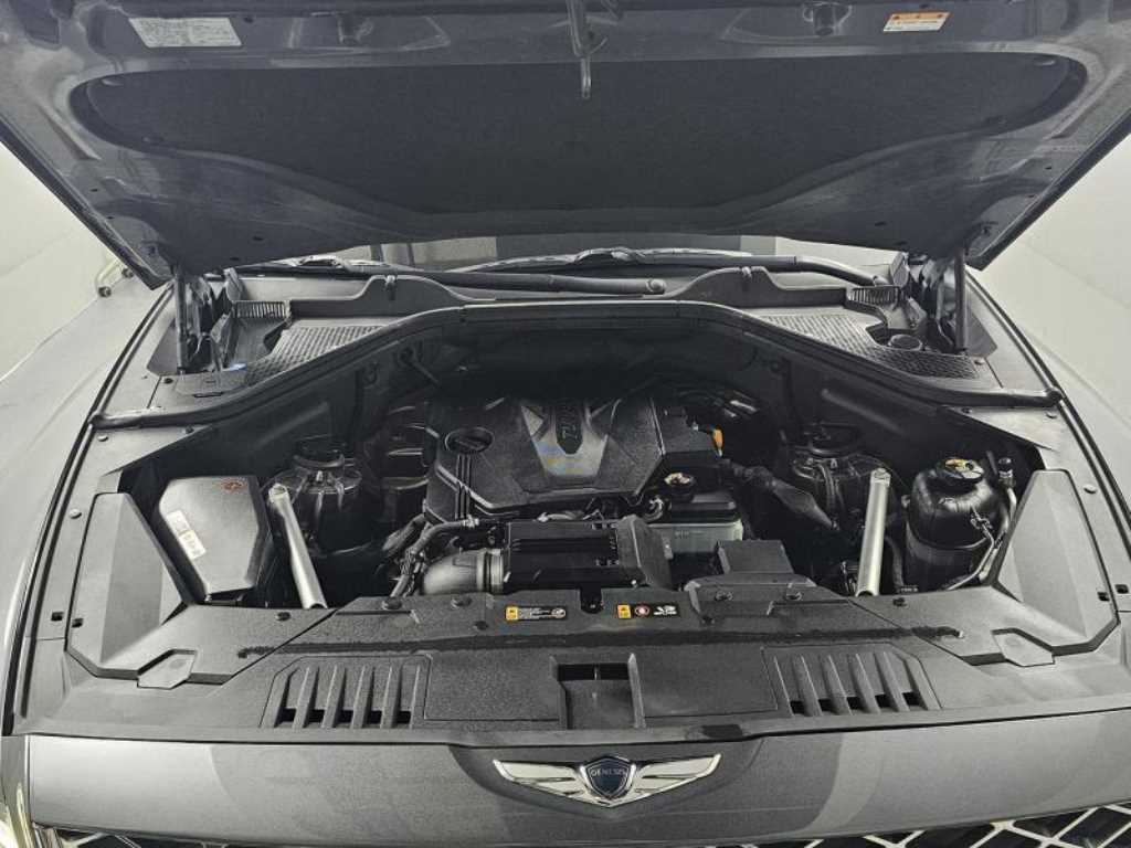 Genesis GV80 - Vista 6