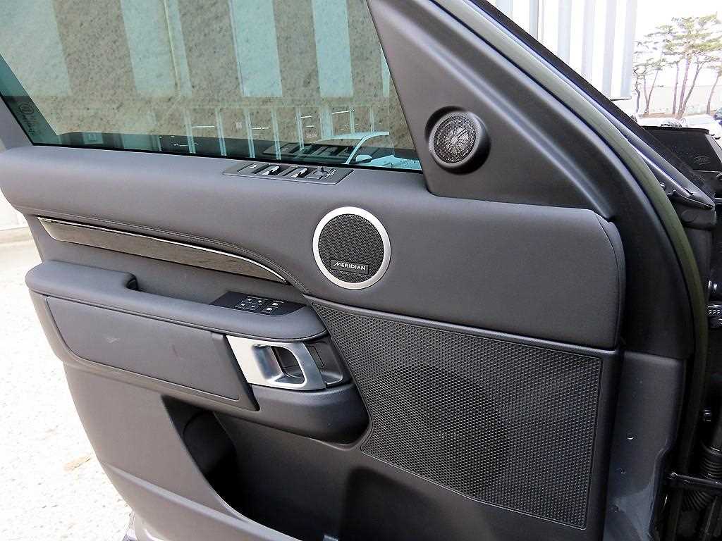 Land Rover Discovery - Vista 11