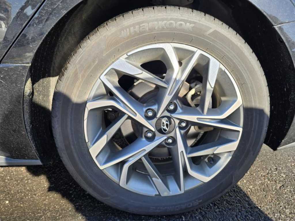 HYUNDAI Sonata - Vista 6