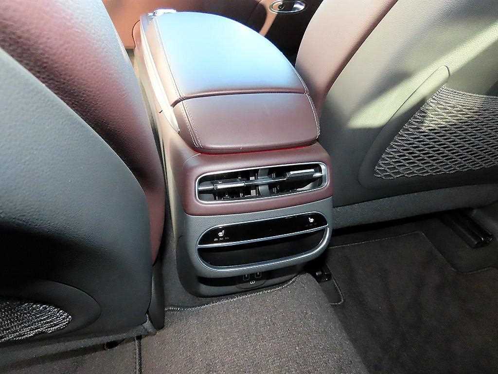 Genesis GV70 2021 Blanco - Importación desde Corea - HF Imports Iquique - Foto 14