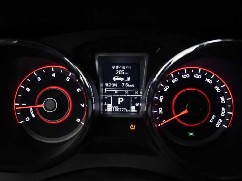 Ssangyong Tivoli - Vista 8