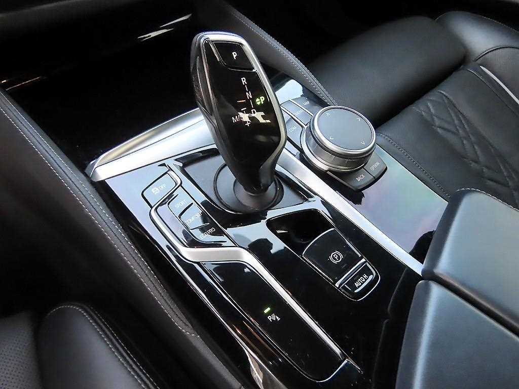 BMW 5 Series - Vista 11