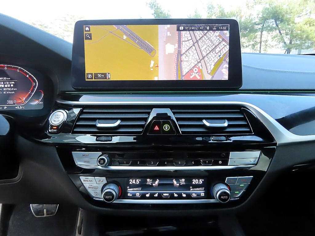 BMW 5 Series 2021 Gris - Importación desde Corea - HF Imports Iquique - Foto 13