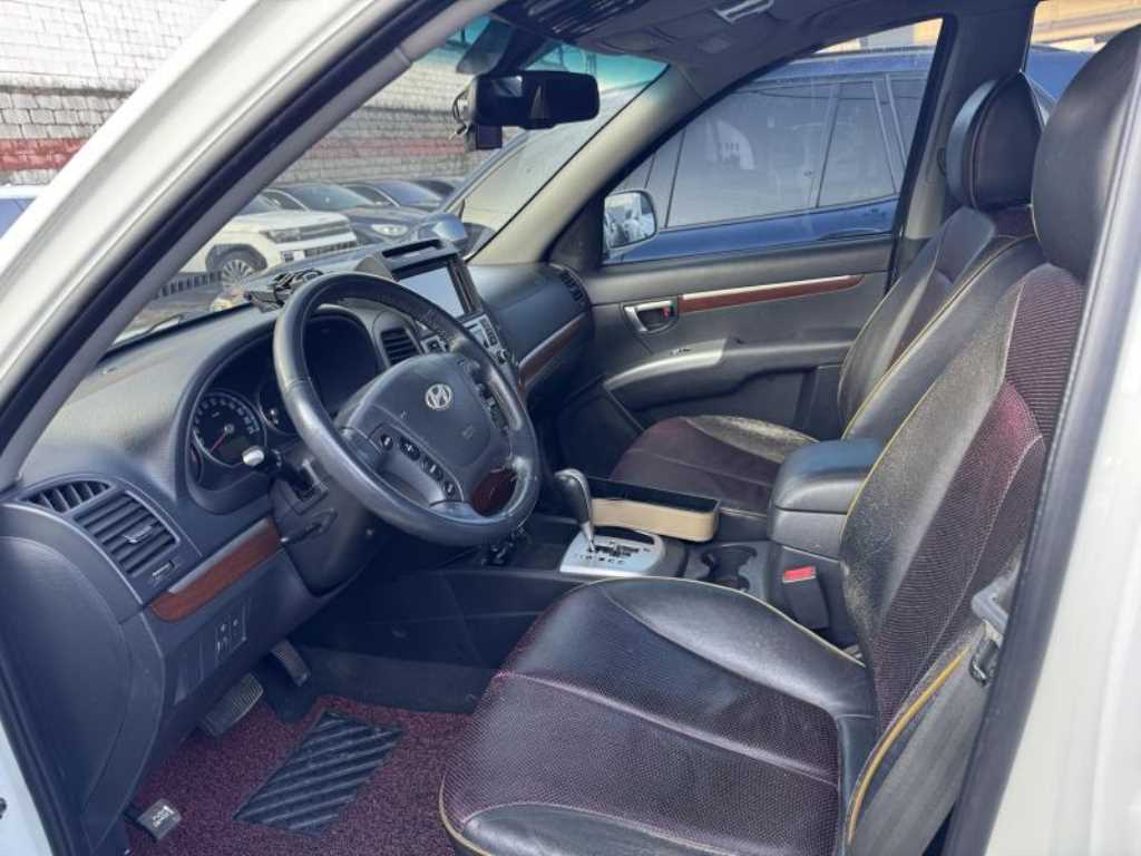 HYUNDAI Santa Fe - Vista 4