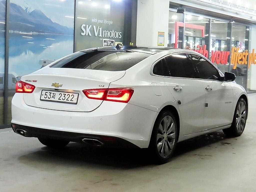 Chevrolet Malibu - Vista 4