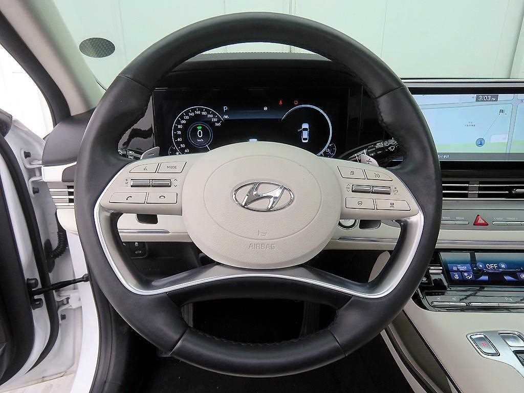 HYUNDAI Grandeur - Vista 10