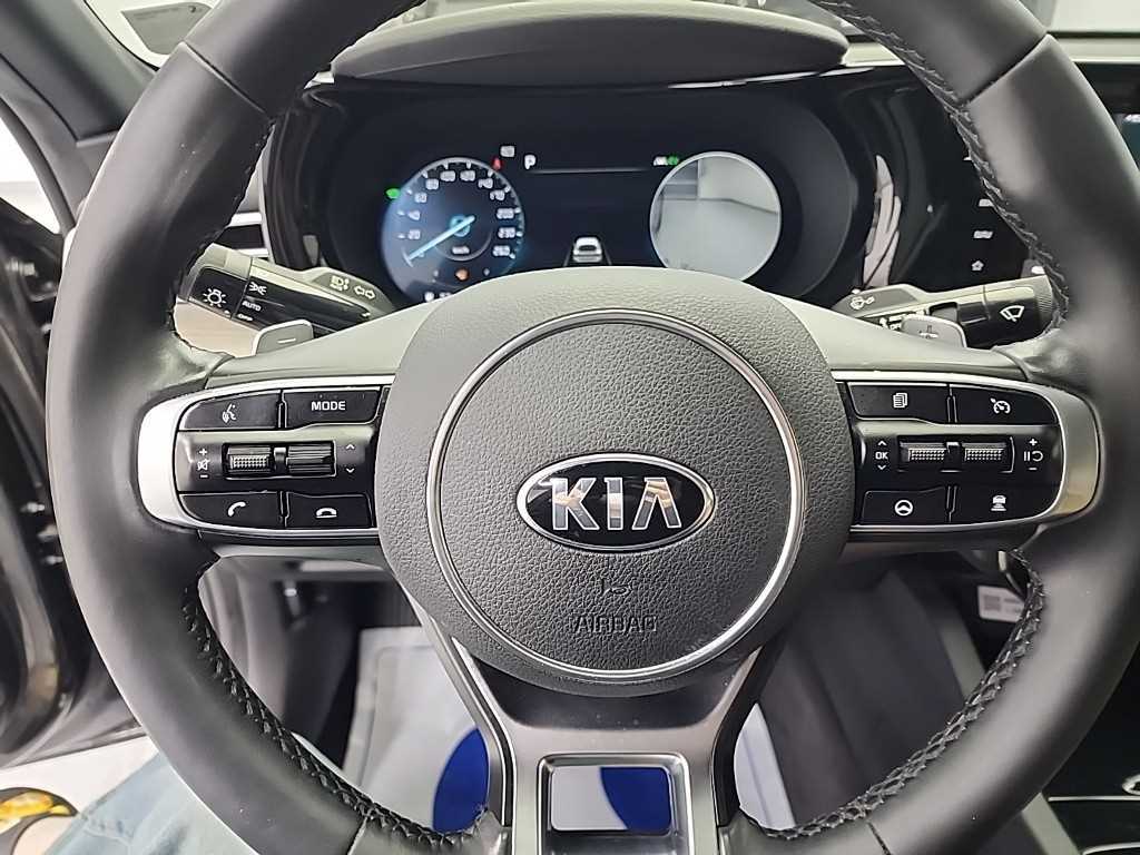 KIA K5 - Vista 9