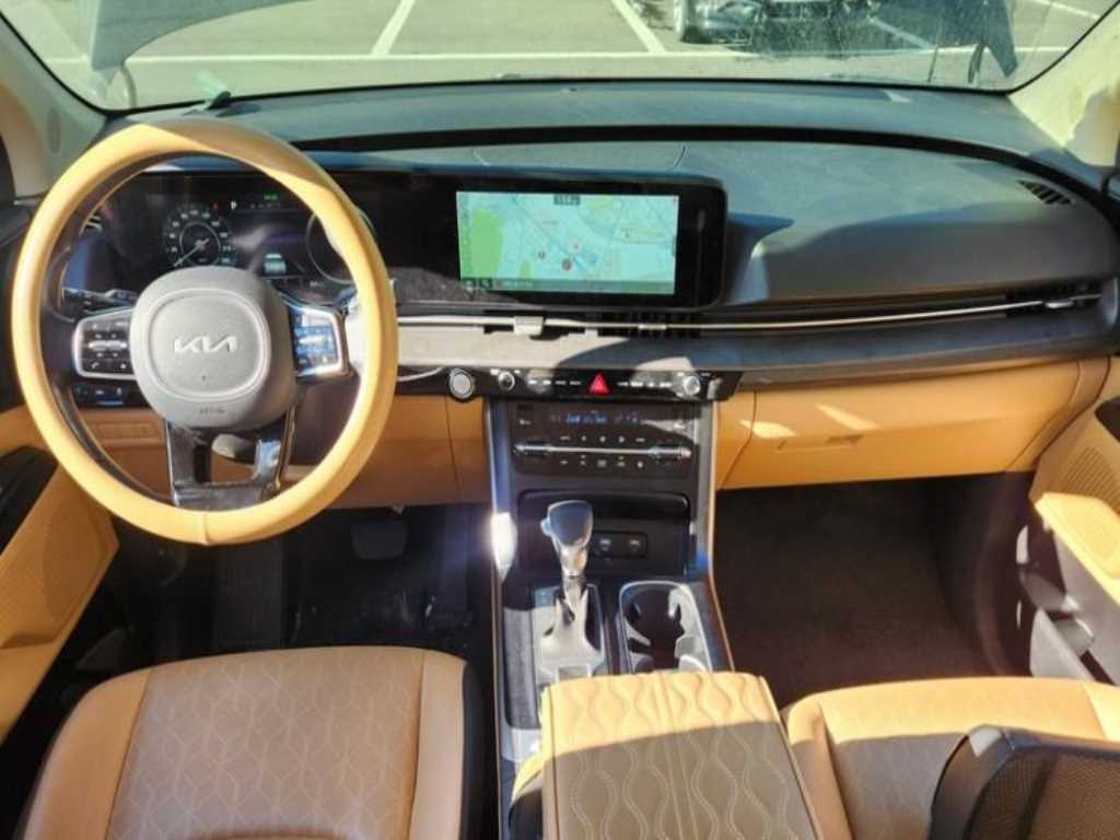 KIA Carnival - Vista 6