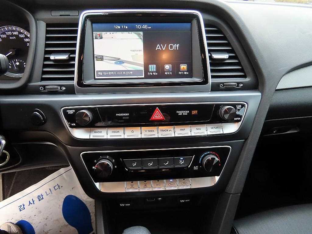 HYUNDAI Sonata 2019 Plateado - Importación desde Corea - HF Imports Iquique - Foto 13