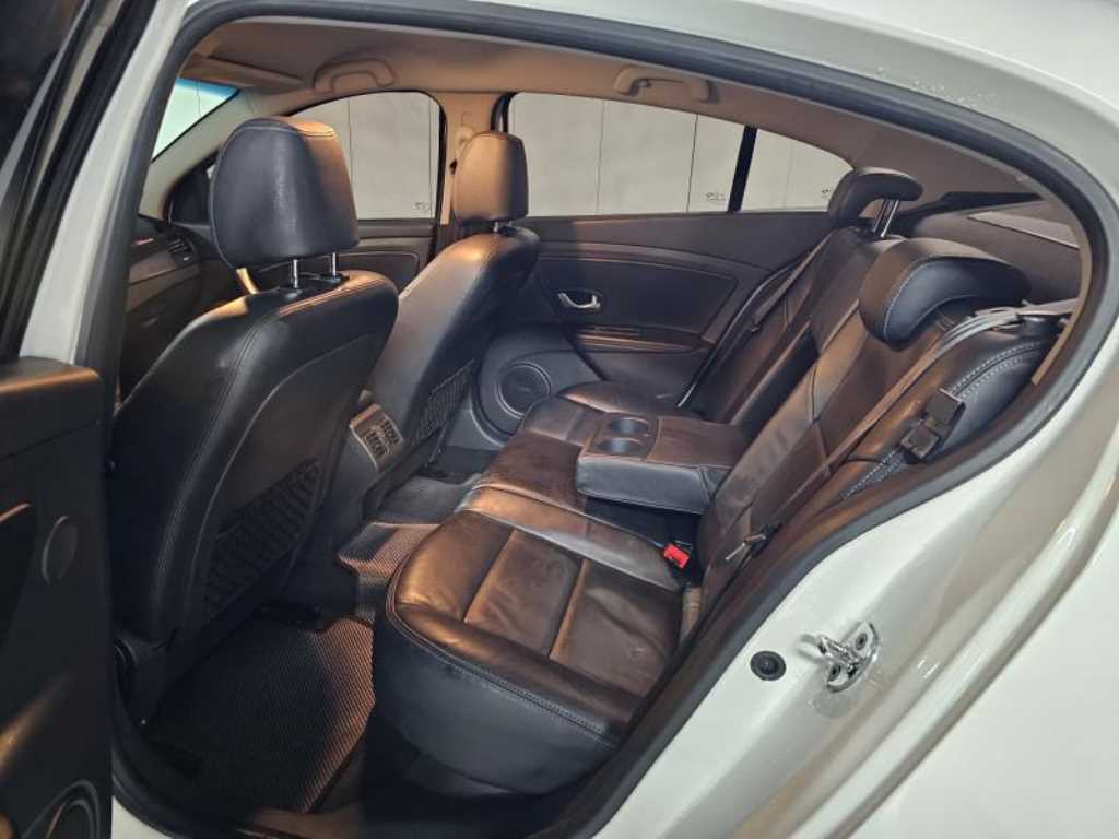 SAMSUNG SM3 - Vista 11