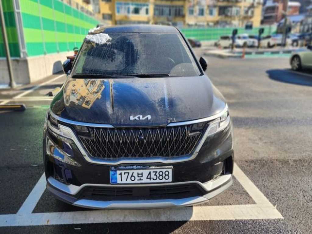 KIA Carnival 2022 Negro - Importación desde Corea - HF Imports Iquique - Foto 1