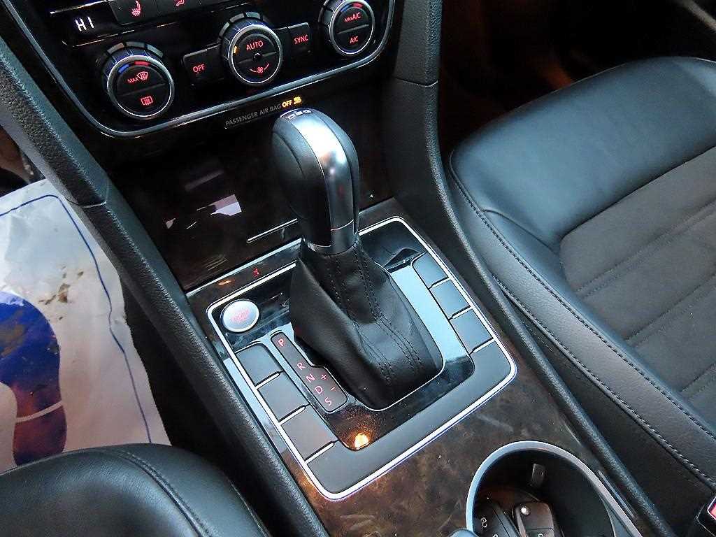 Volkswagen Passat - Vista 10