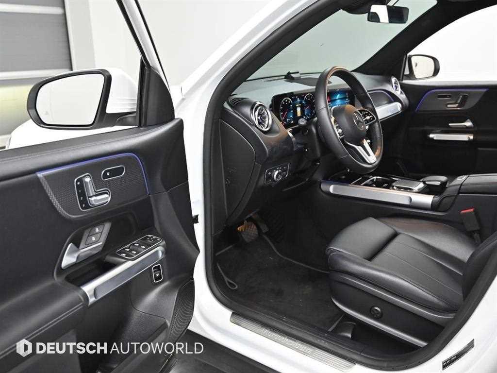 Mercedes Benz GLB Class - Vista 11