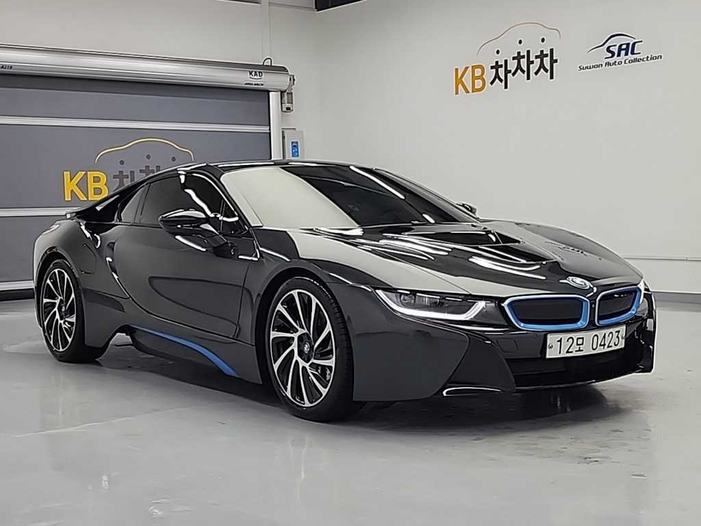 BMW i8 - Vista 4