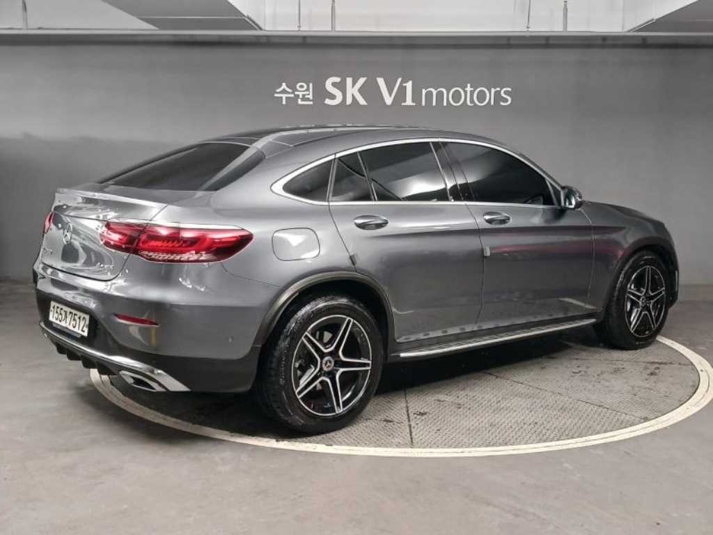 Mercedes Benz GLC Class - Vista 4