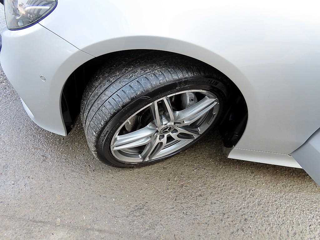 Mercedes Benz E class 2017 Gris - Importación desde Corea - HF Imports Iquique - Foto 20