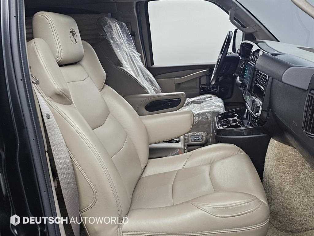 Chevrolet Express van - Vista 10