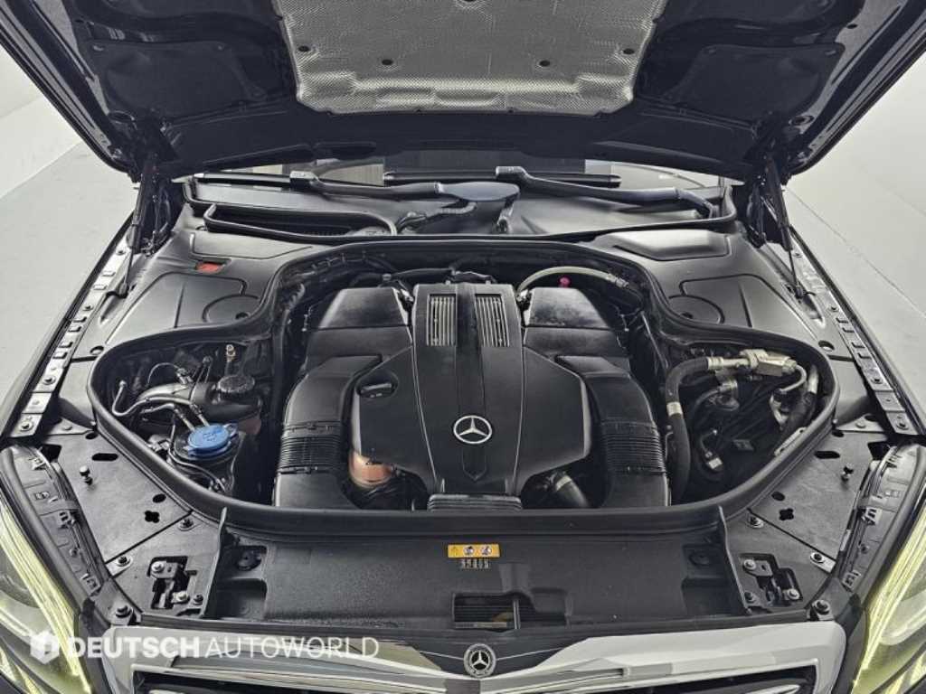 Mercedes Benz S Class - Vista 6