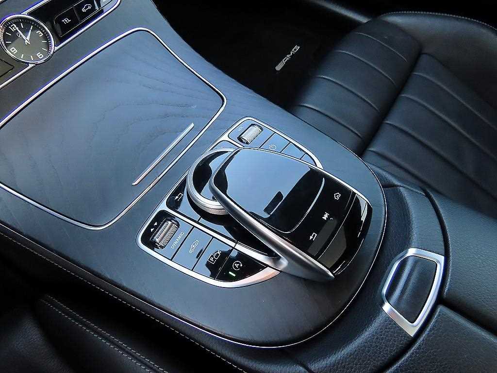 Mercedes Benz E class - Vista 11