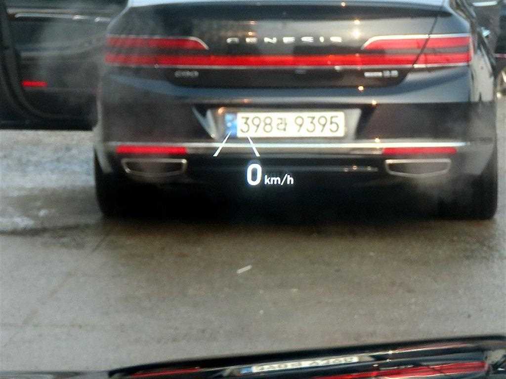 HYUNDAI Grandeur - Vista 10