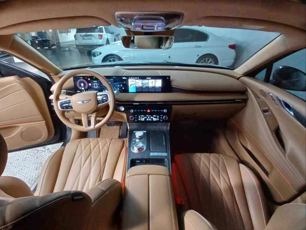 Genesis G80 - Vista 6