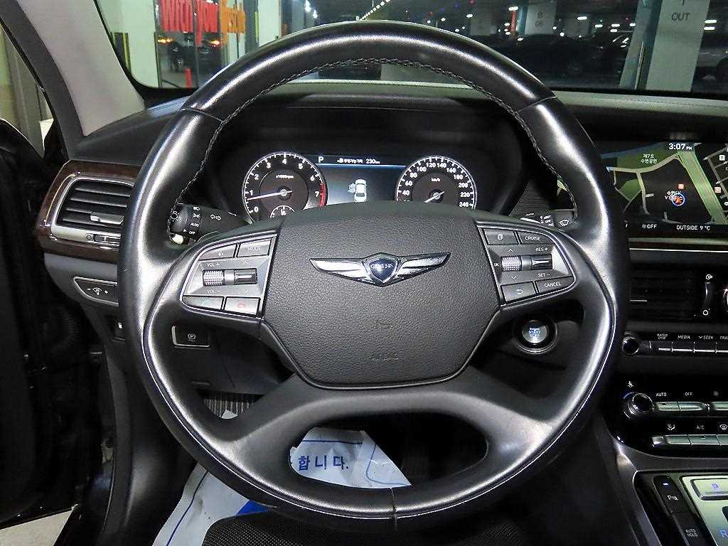 Genesis EQ900 - Vista 8