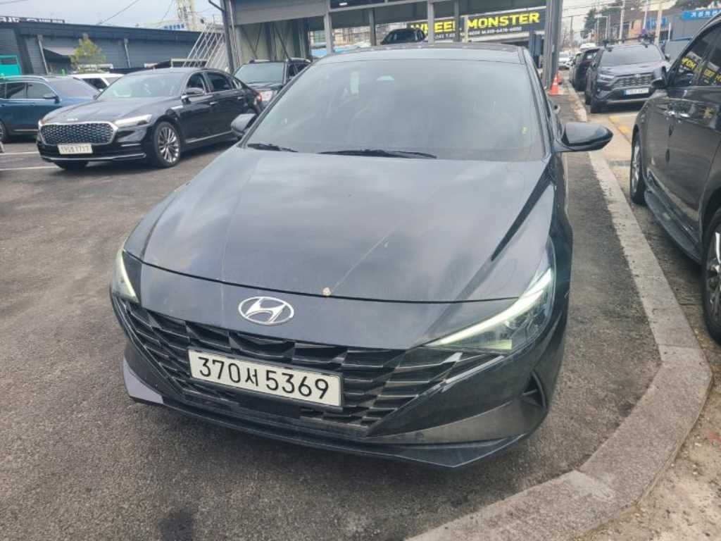 HYUNDAI Avante 2021 Negro - Importación desde Corea - HF Imports Iquique - Foto 1