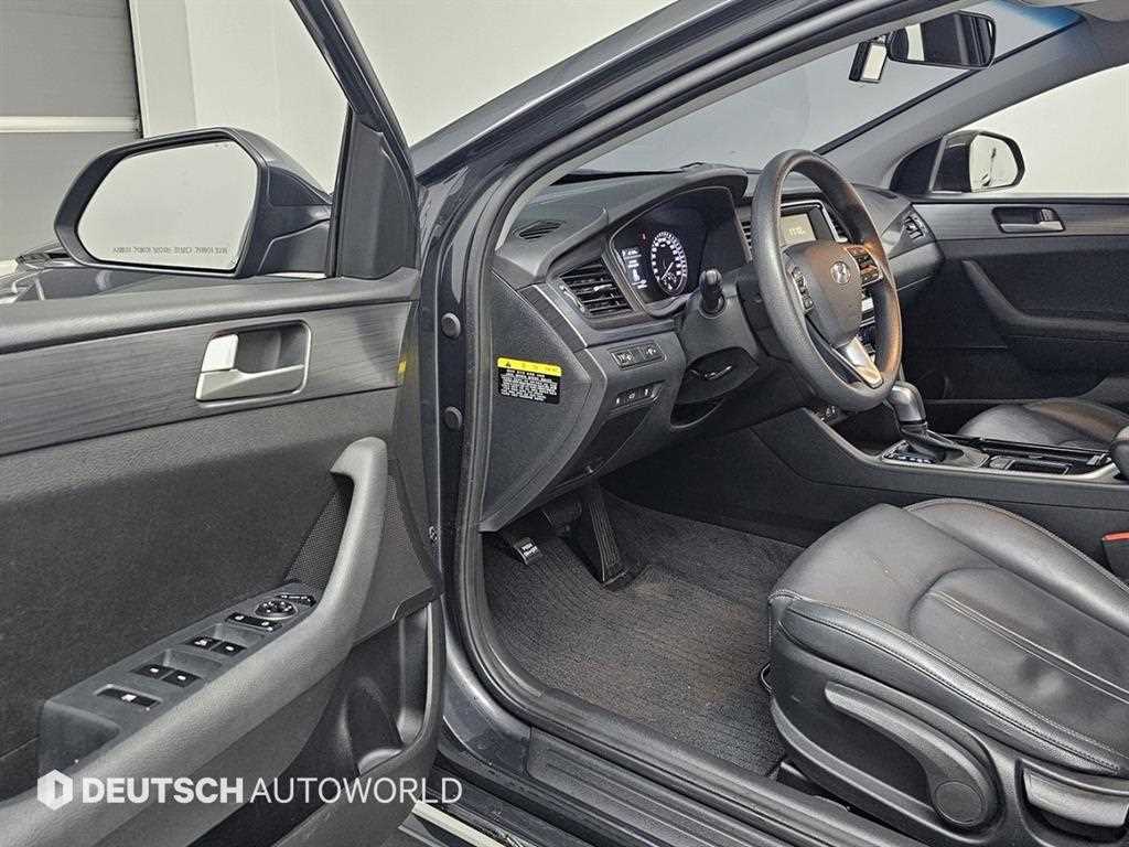 HYUNDAI Sonata - Vista 11