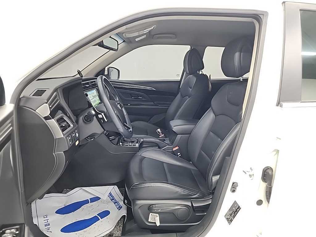 Ssangyong Korando - Vista 11