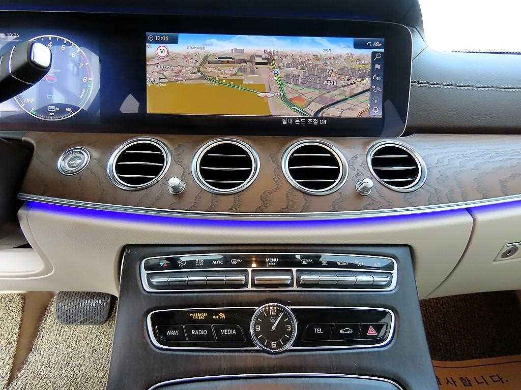 Mercedes Benz E class 2020 Gris - Importación desde Corea - HF Imports Iquique - Foto 14